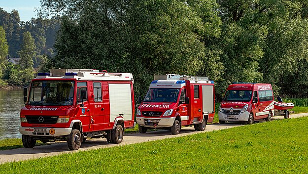Einsatzfahrzeuge und Geräte - Freiwillige Feuerwehr Ardagger Markt